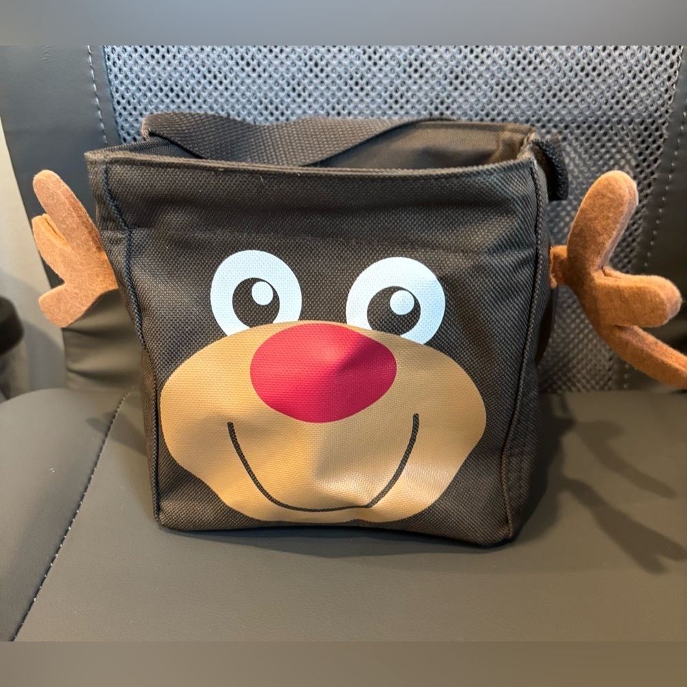 Reindeer Thirty-One Basket